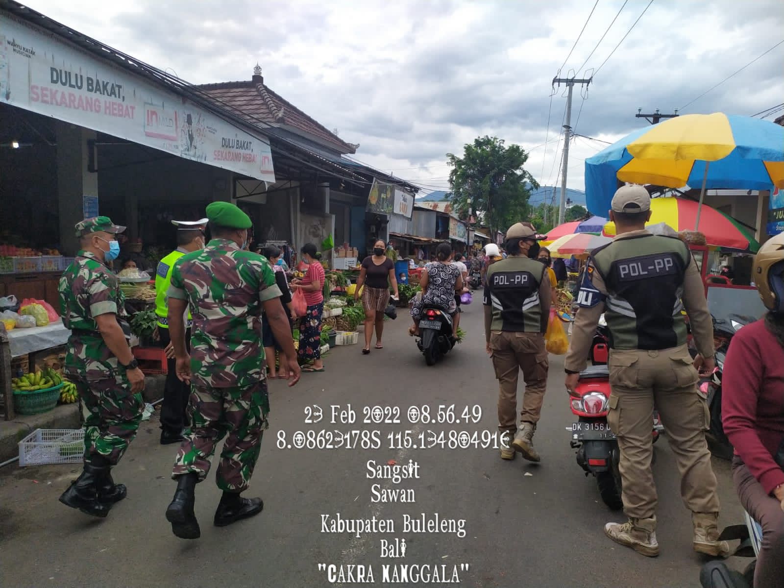 Melaksanakan Pengawasan dan Pembinaan Pelaksanaan Peraturan Daerah